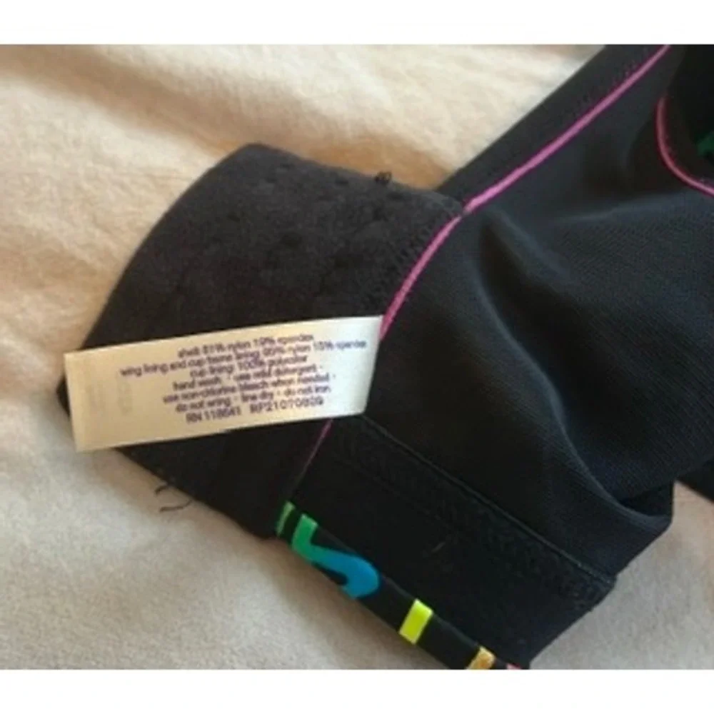 Cacique Sport High Impact Underwire Bra 42DD Black Neon Geometric Heart Print
